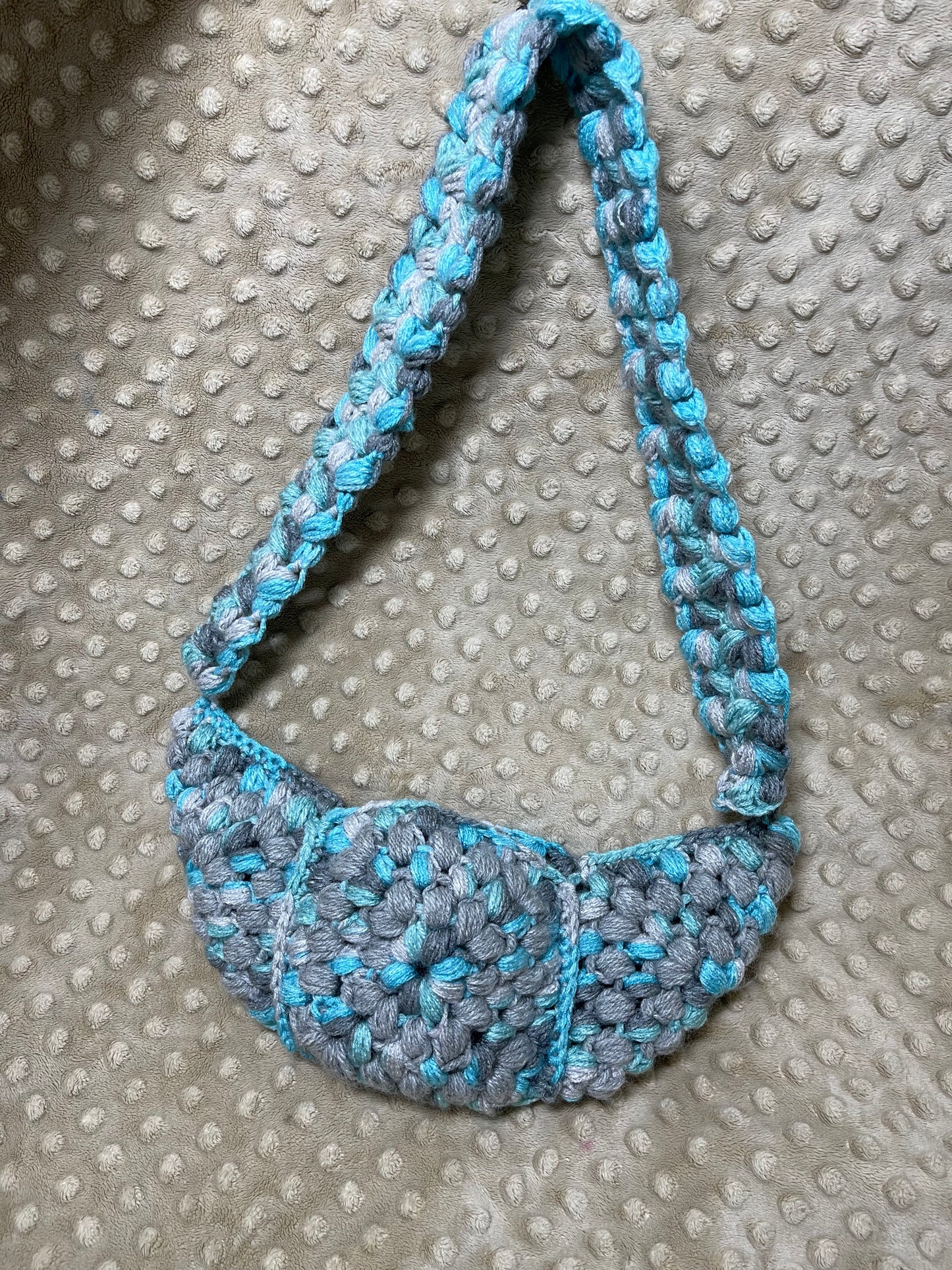 GRANNY SQUARE CROSSBODY BAG
