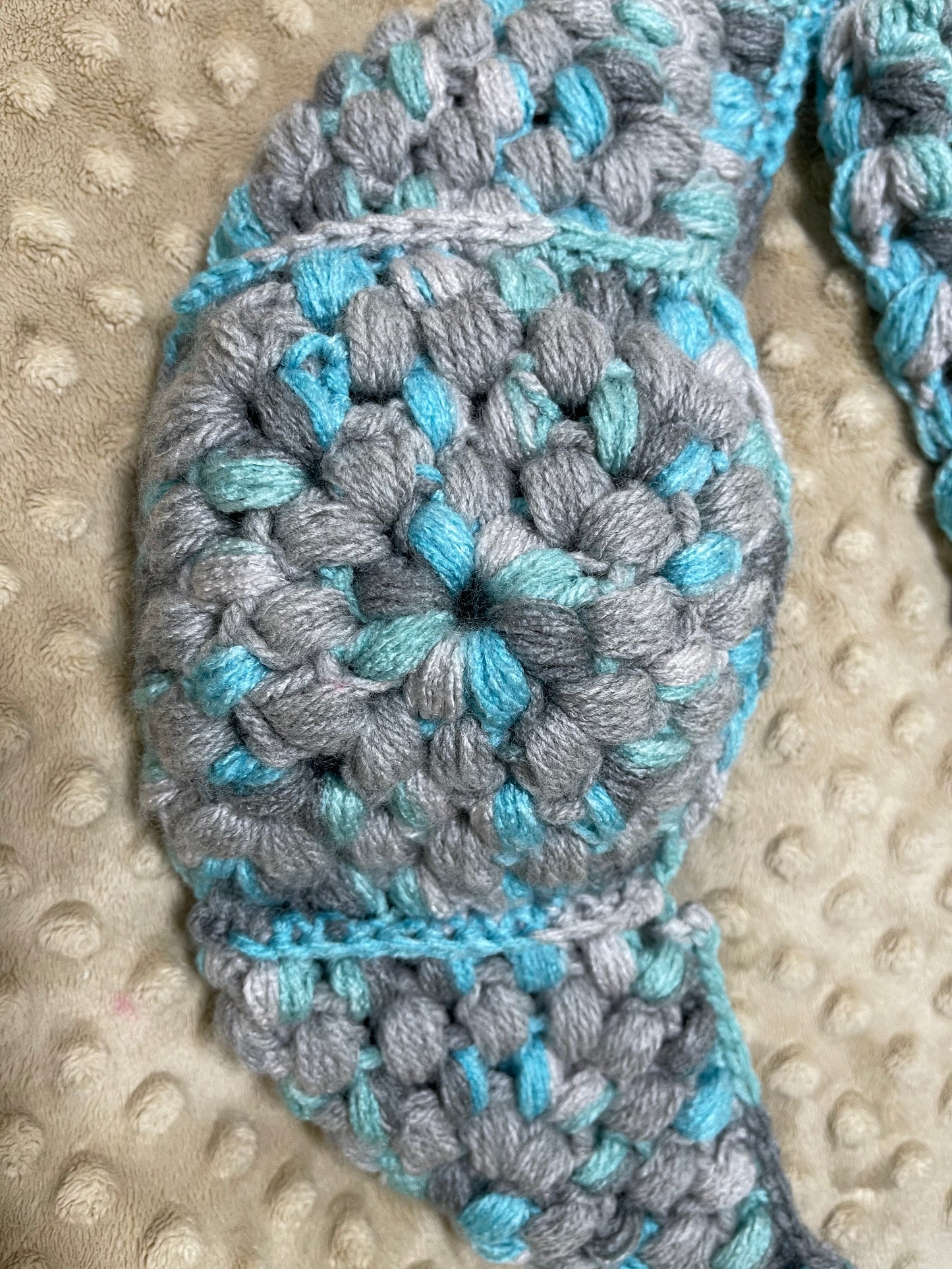 GRANNY SQUARE CROSSBODY BAG