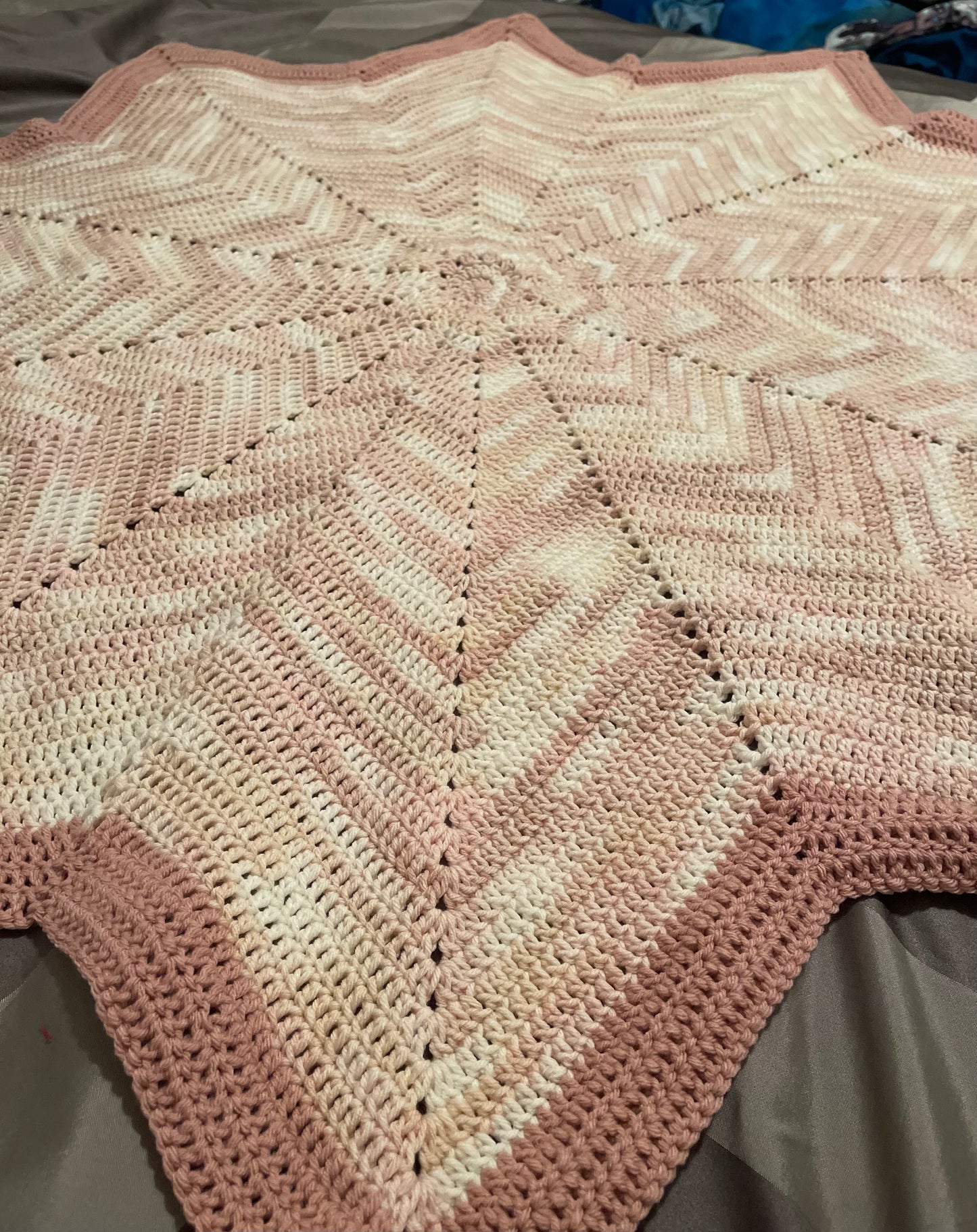 CORNERS BLANKET