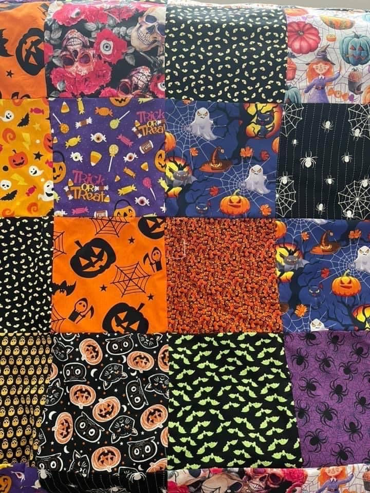 HALLOWEEN QUILT