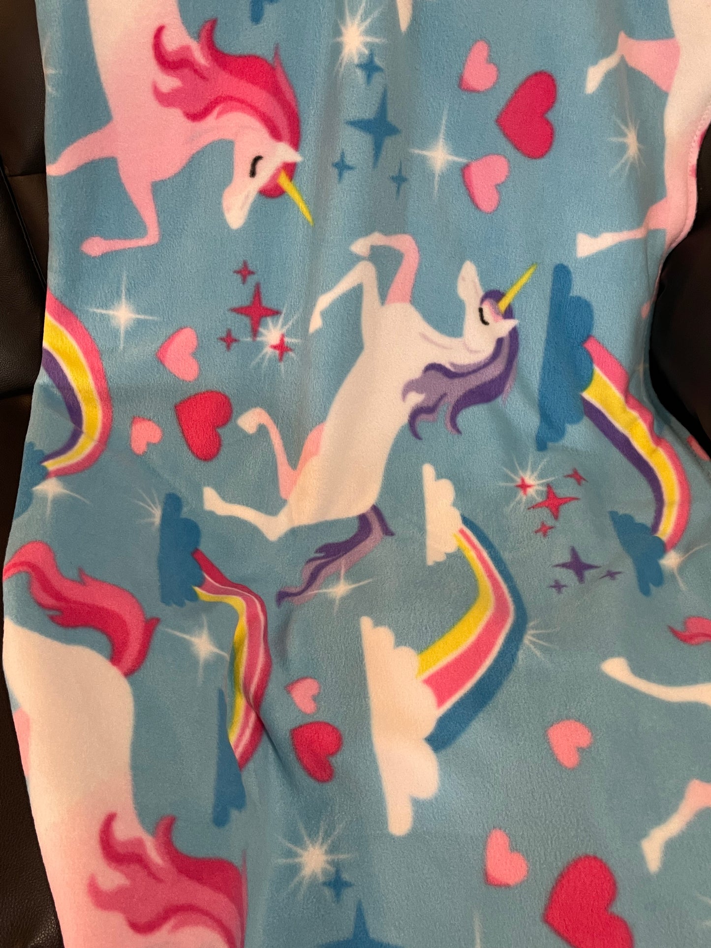 UNICORNS, RAINBOWS, & HEARTS